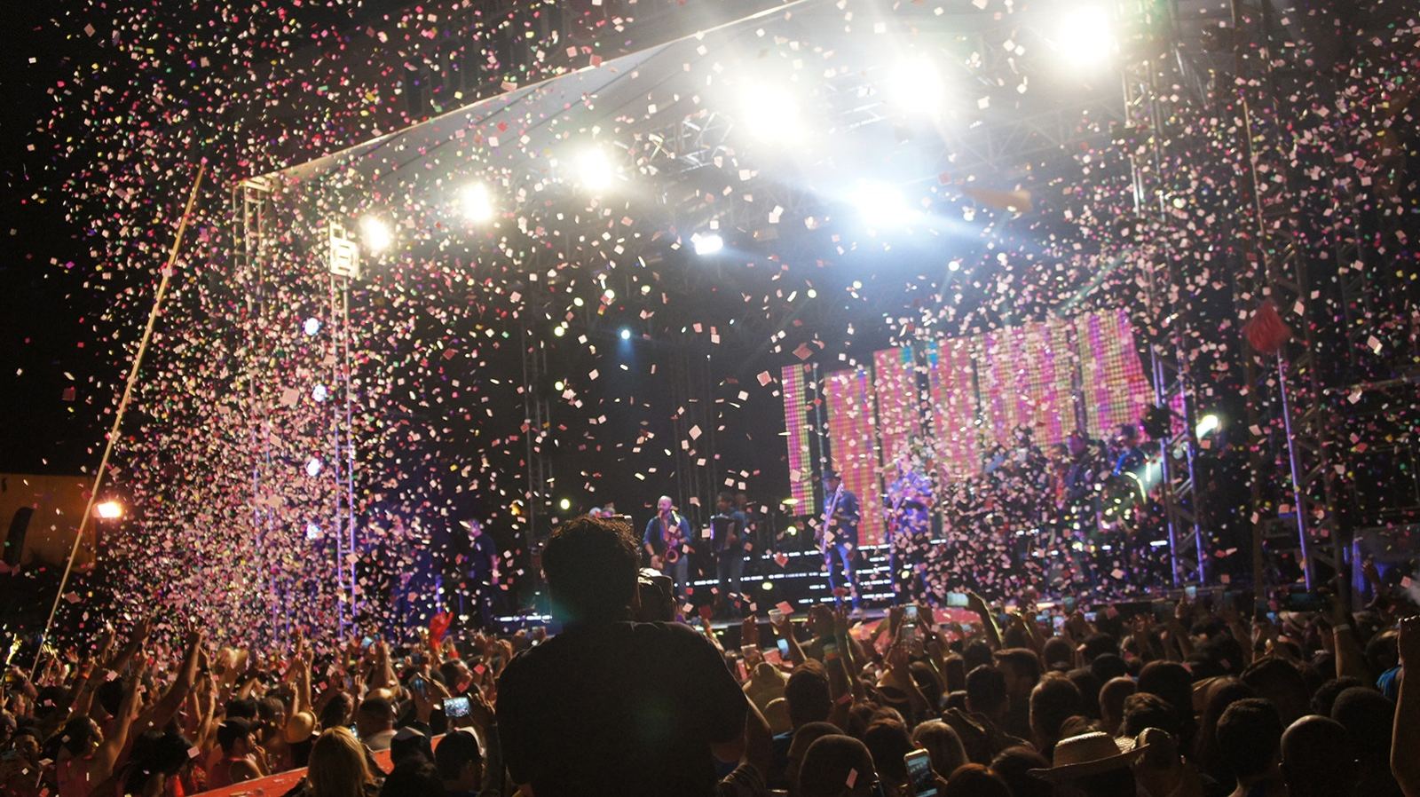 Show ao vivo transmitido pela Ultra Hits